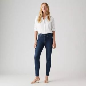 Levi's 721 High Rise Skinny Jeans